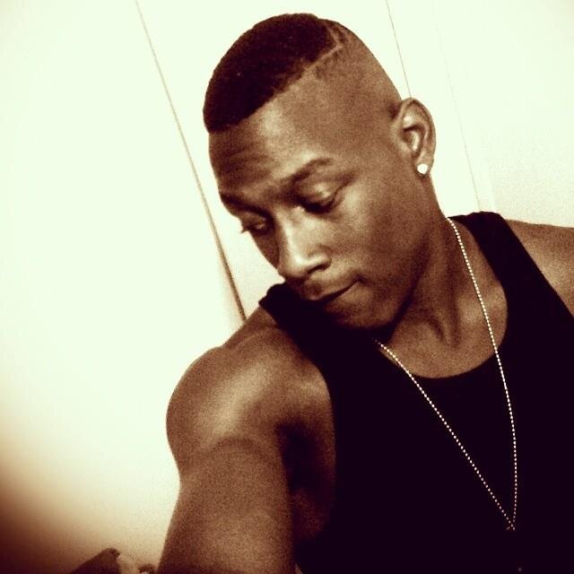 Im laid back guy from the #2/7 #Selma Al is my home. I love football and I play basketball. Use to trust a lot but not no more