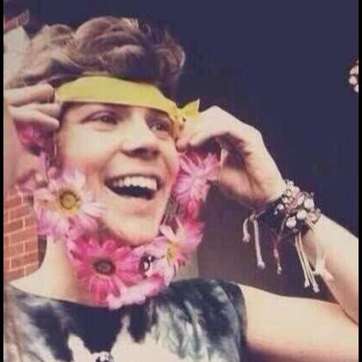 | FREE FOLLOW | please follow @niallnostalgic dont follow me | love you guys☺️|
