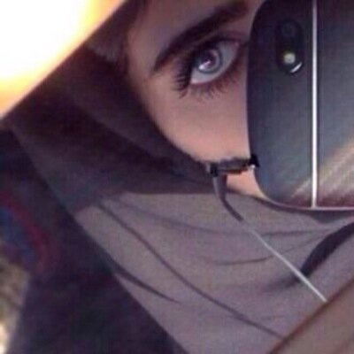 جامعيه باقي ترم واتخرج واصير مدرسه