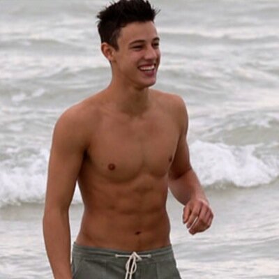 0/12 + bryant || cam is my life.