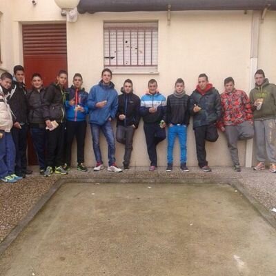 Aficcionado Al Descenso En Bici
