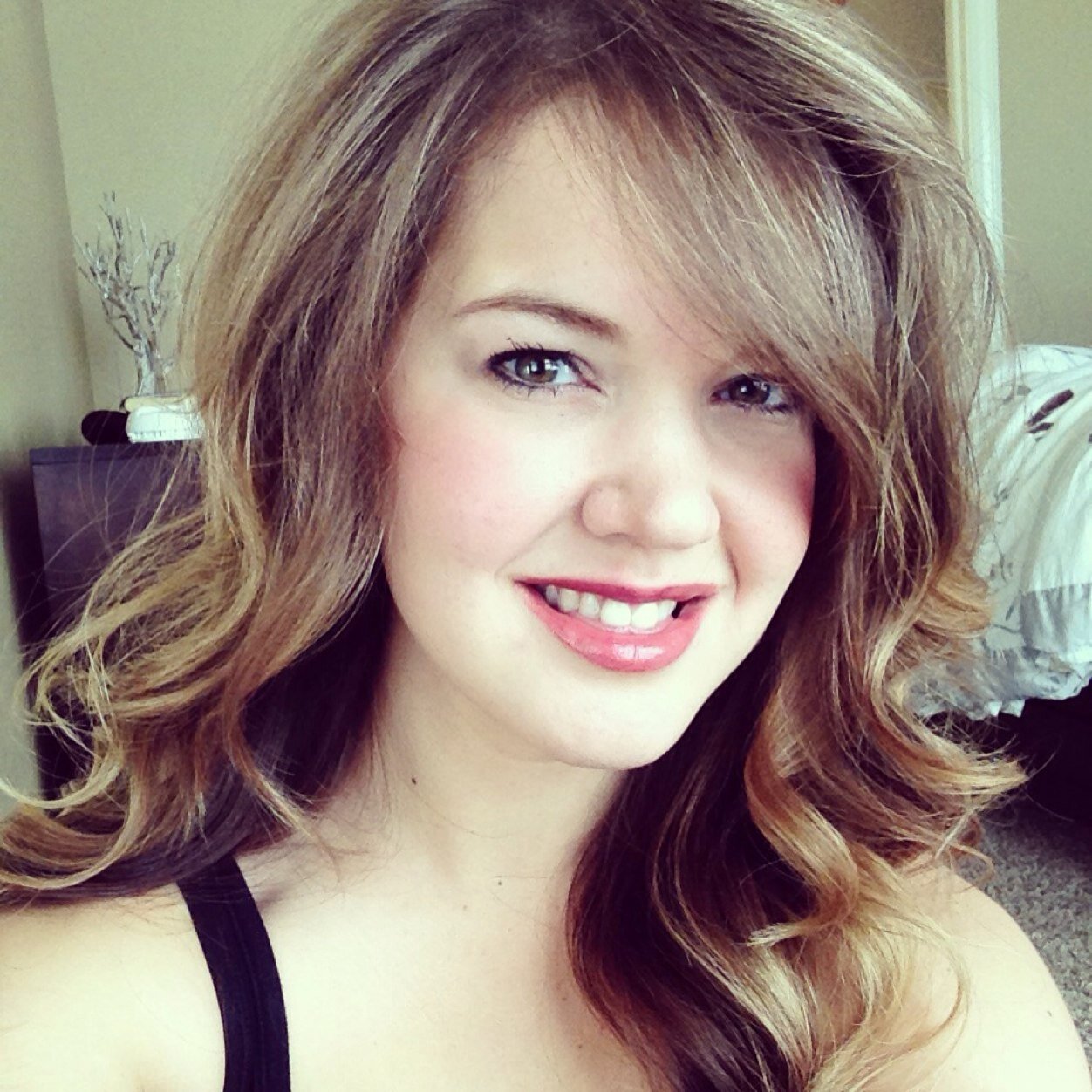 charlactyler's profile picture. 