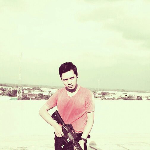 mahasiswa @FISIP UNS , pastry chef, cullinary holic, action movie maniac. Just Work for the good sake