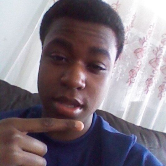 EricaquartEric's profile picture. september 27 ... ball is life ... sneaker head ... dont unfollow ... god first ... and I love your mom ... kik : barthalemule ... snapchat : eric_151