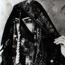 خودٍ تعليت على رآس الأخلاق !!