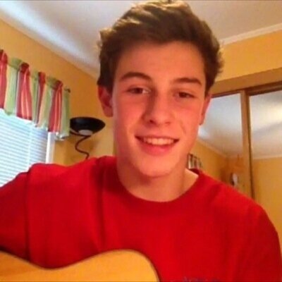 Congrats on your sparklyshawn follow :)