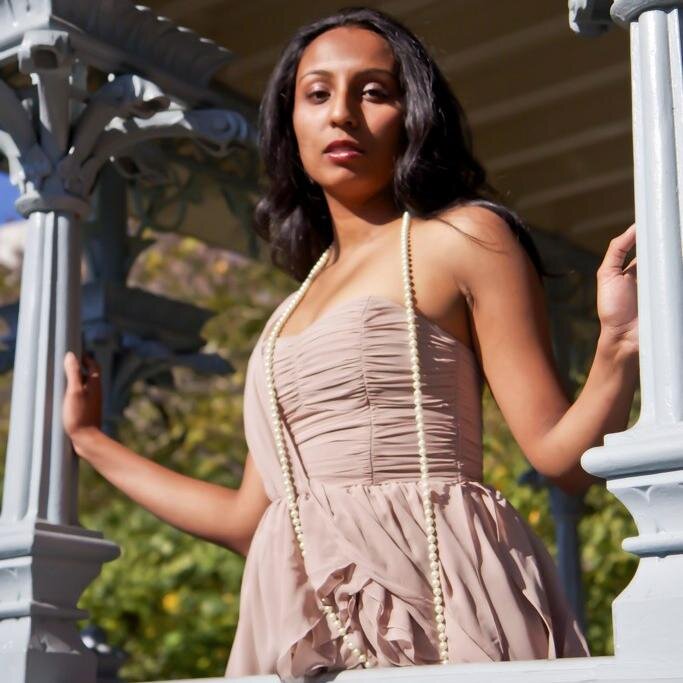 aditisings's profile picture. Anthropologist by day. Opera singer by night.