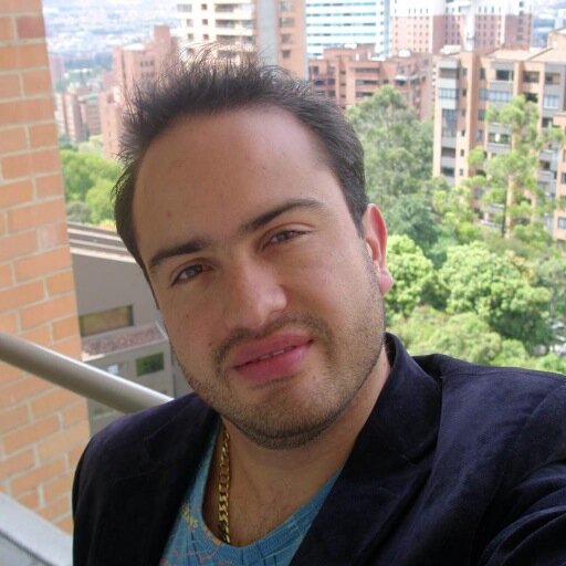 Real Estate Investor & Entrepreneur, helping others to grow wealth.