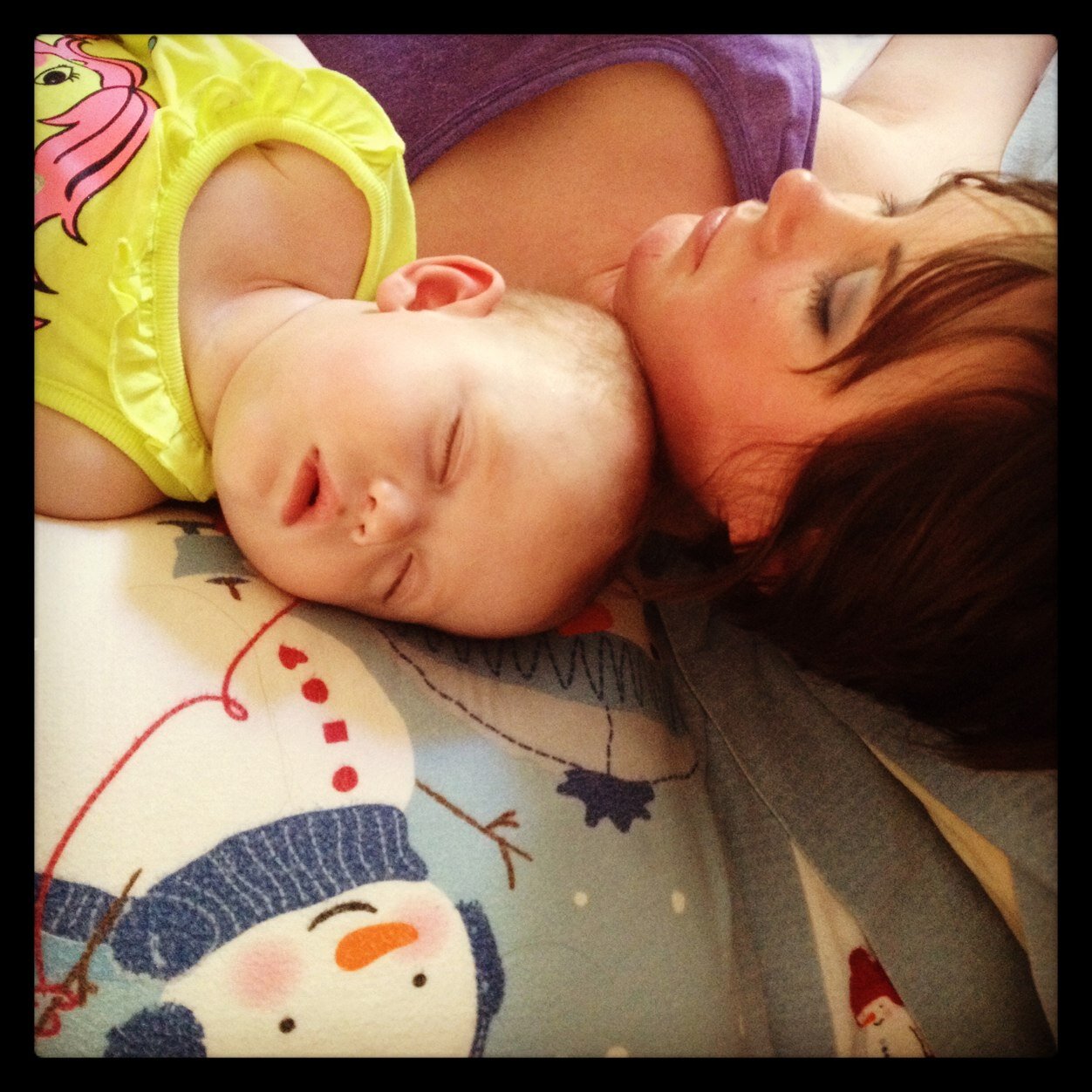 SuperUStechKB's profile picture. Kim. 27. Wife and mommy :)