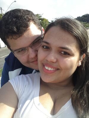 Levanta, sacode, balança, não pode parar...Se lança, se joga na dança, se deixa levar!♪♫
