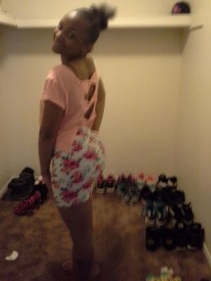 LilBbyBlu's profile picture. I love females ayyye #Teambeautiful #Teamswaqq #Teamclassy #Teamsingle #Teamfollowback #Teamlesbian #Teamdgaf