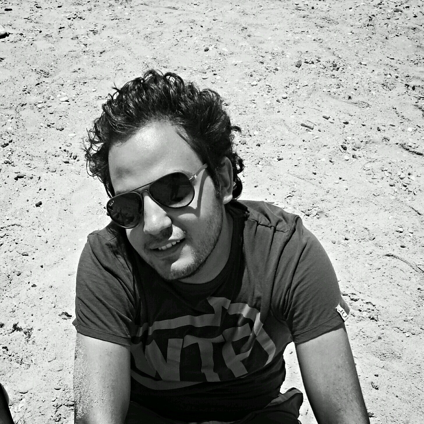 كائن يعيش ويتعايش