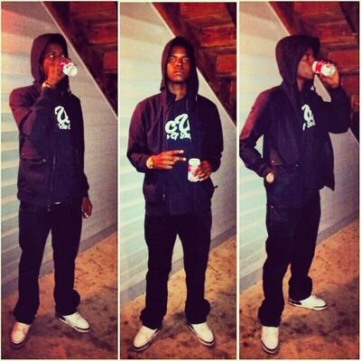 real nigga first,get money second……… #OneThowWow #100itGang #100itProof #FatherofCJ