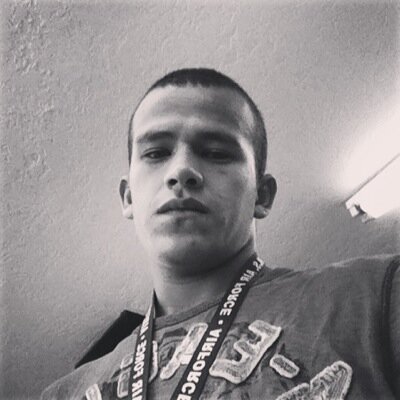 im a rapper/drummer/singer/guitarist :D im a chill dude... follow and ill follow back :D