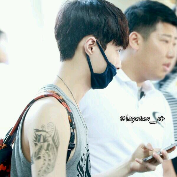 I AM EXO's dancing machine LAY | Verified RolePlayer from @IAM_RPHome | 1991