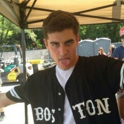 FREE FOLLOW FROM VERSACEFAKE