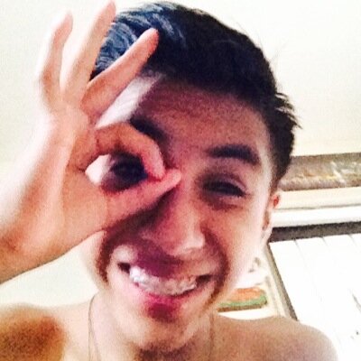 Facebook: Alex Flores
IG: _ghetto_alex22
Follow i follow back
Skating is a passion