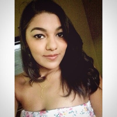 Uma flor de menina. Do tipo erva venenosa. Eita mulher, durona..