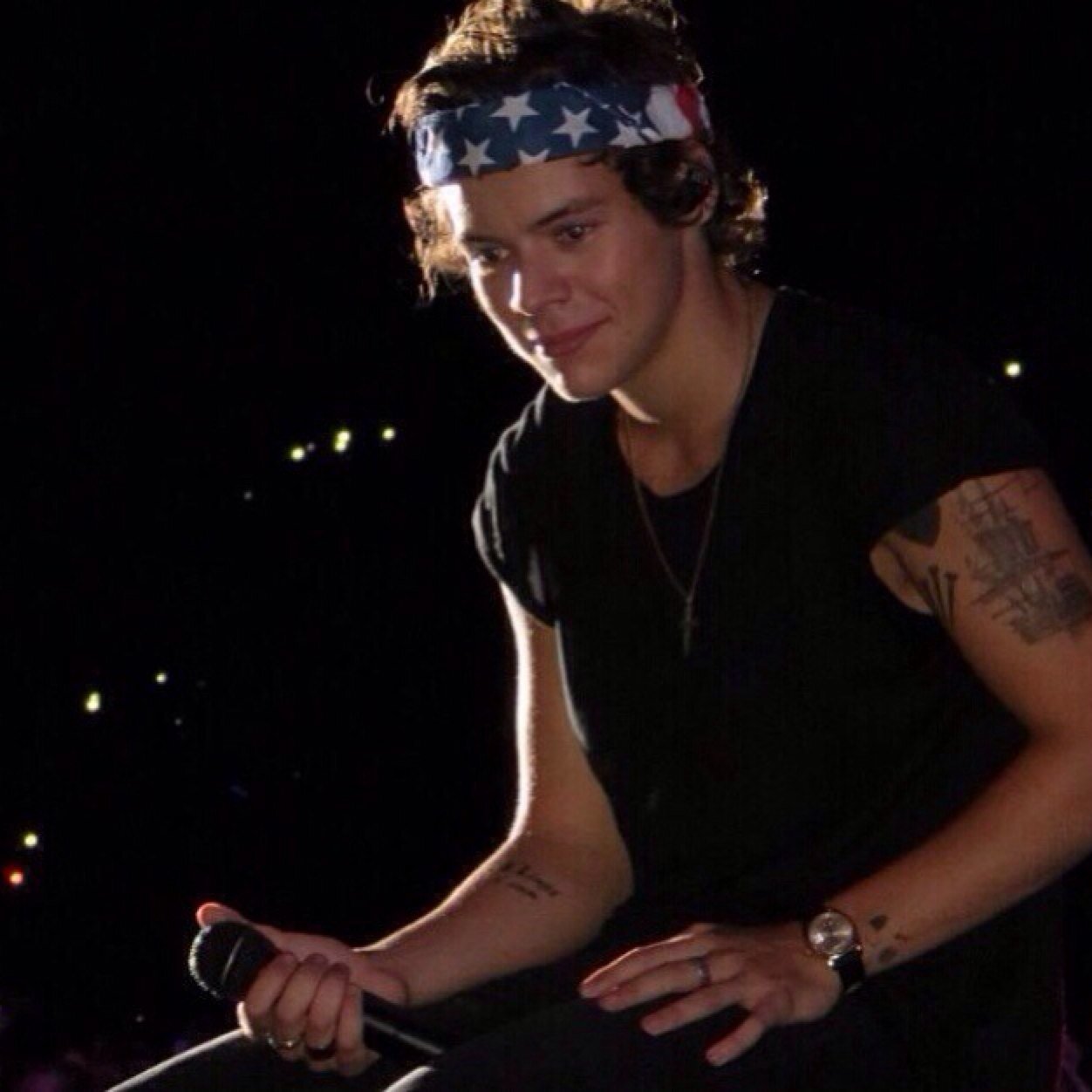 Going to relax and watch a film.. Night! :) .x