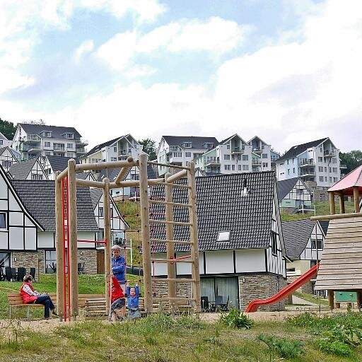 Resort Landal Eifeler Tor is in aanbouw. Verwachte opening is september 2012. Wij houden u hier op de hoogte van de ontwikkeling. Meer informatie op de website.