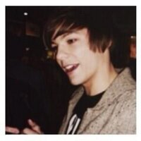Lou (@lculcu) 's Twitter Profile