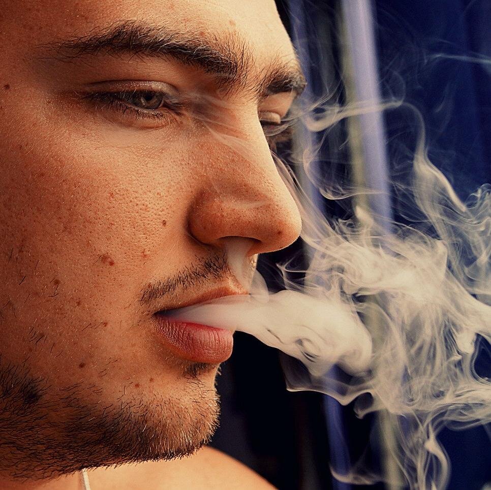 komuni7t's profile picture. 