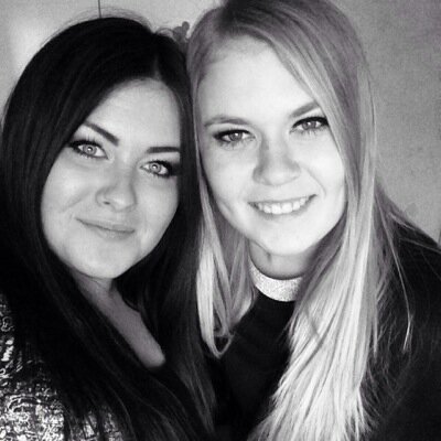 Sofie, 21! Justin changed my life ❤ I love them bands! 5SOS, The Vamps and my fave One Direction ❤ I called dibs on the hot Irish guy ;) ❤ TBCI !
