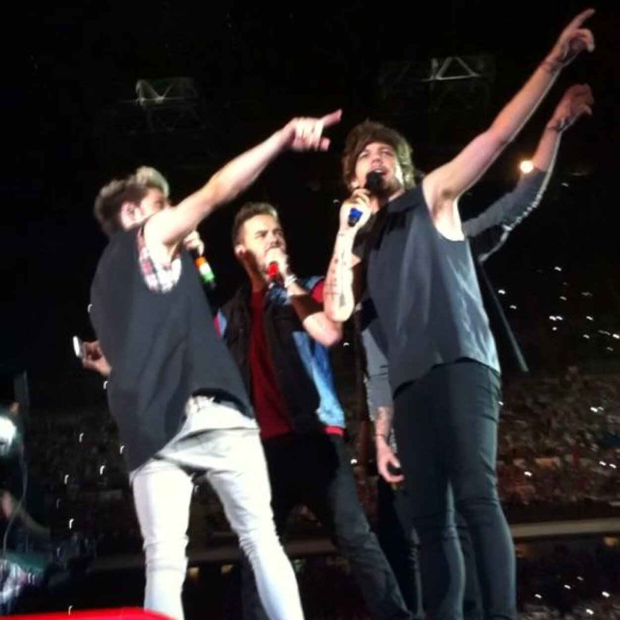@onedirection @MarroneEmma thank you.