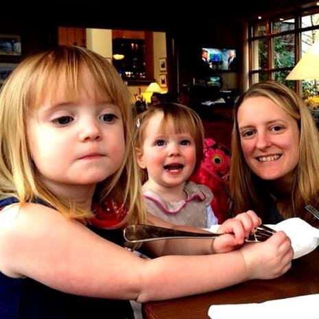 Software tester. Test Automation. C#. Tennis player. Runner. Coeliac. Mammy.