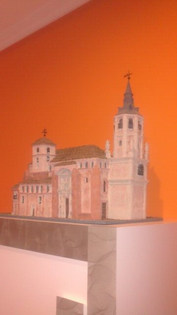 Realizo maquetas y cuadros