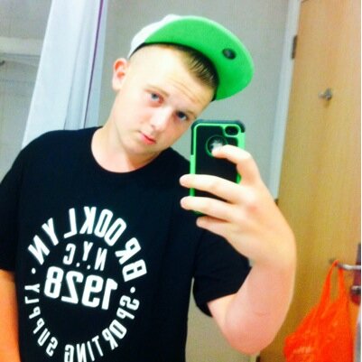codmw3madgoogl1's profile picture. Mosher lad!! \m/ love music