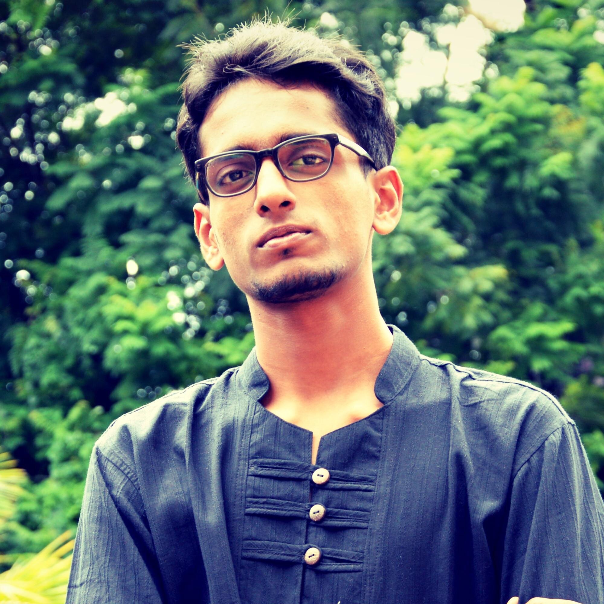 Lawyer. Pretentious. Obnoxious. Snob.