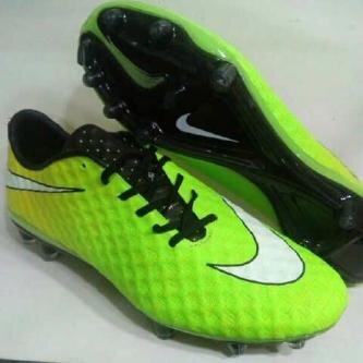 FUTSAL & SOCCER STORE || More Info/Order via pin:768CE0AD // Whatsapp/sms:+6285727555279 // Line: aryeswarabw || DAFTAR HARGA CHECK FAVORITE
