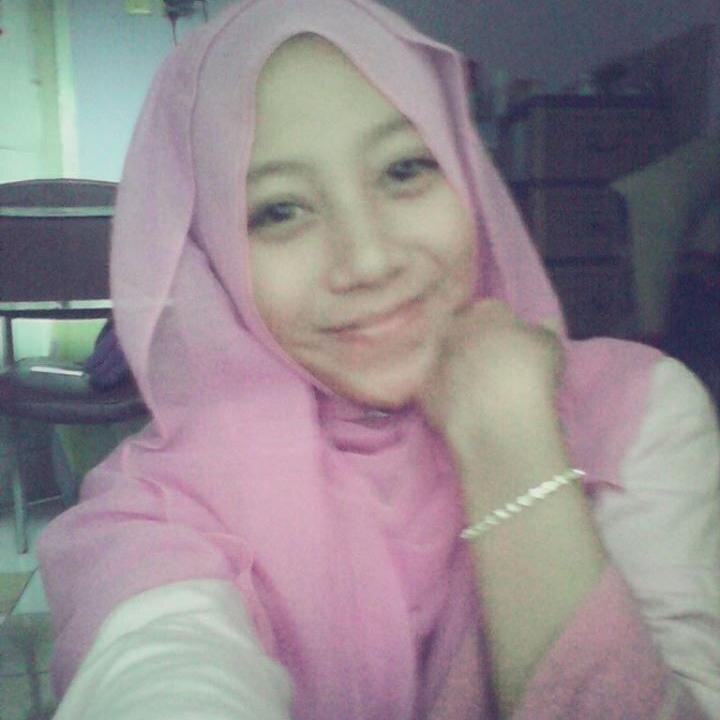 yuyun_nailufar1's profile picture. hidupku adalah harapanku... :))