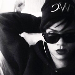 We stan for Robyn Rihanna Fenty aka le queen wbu?