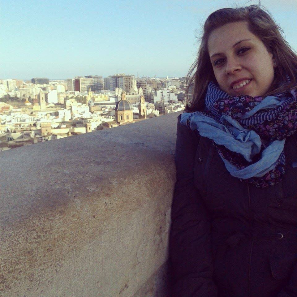 Studentessa. 18 anni. Paglieta, Abruzzo.