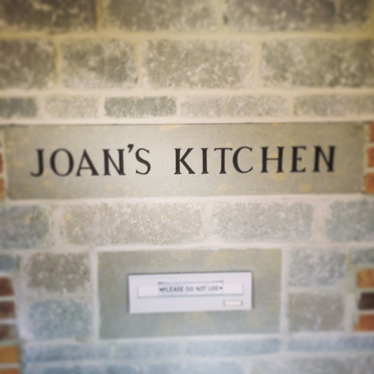 Joan's Kitchen House