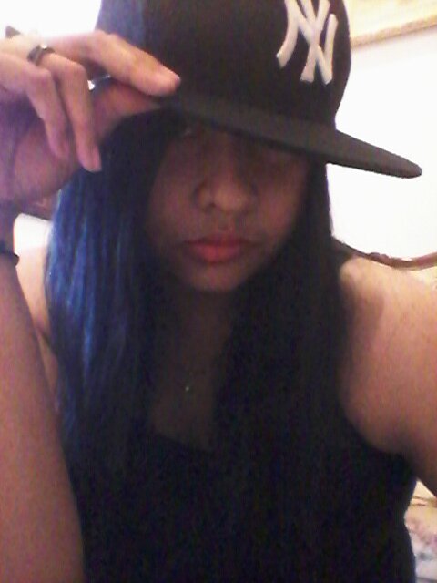 dinda3x's profile picture. Think like a Queen. A Queen is not afraid to fail..♥