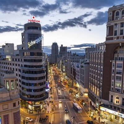 'Ni tú eres París ni yo soy Venecia, quédate en Madrid y respira de su esencia'