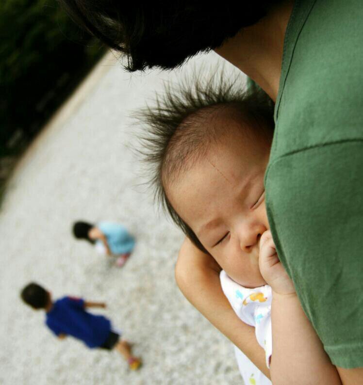 youjaein's profile picture. 살다보니 아기 셋