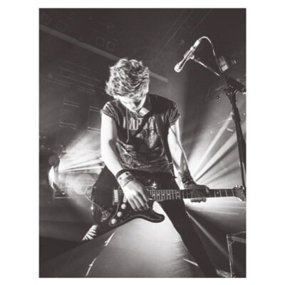 ily luke hemmings