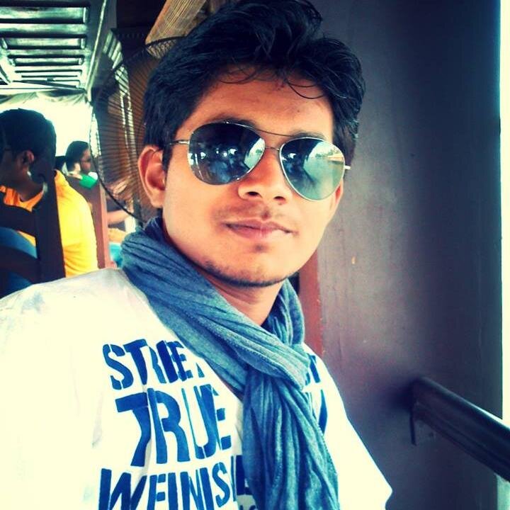 manijhss's profile picture. 