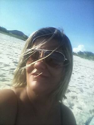 sheylamara11's profile picture. 