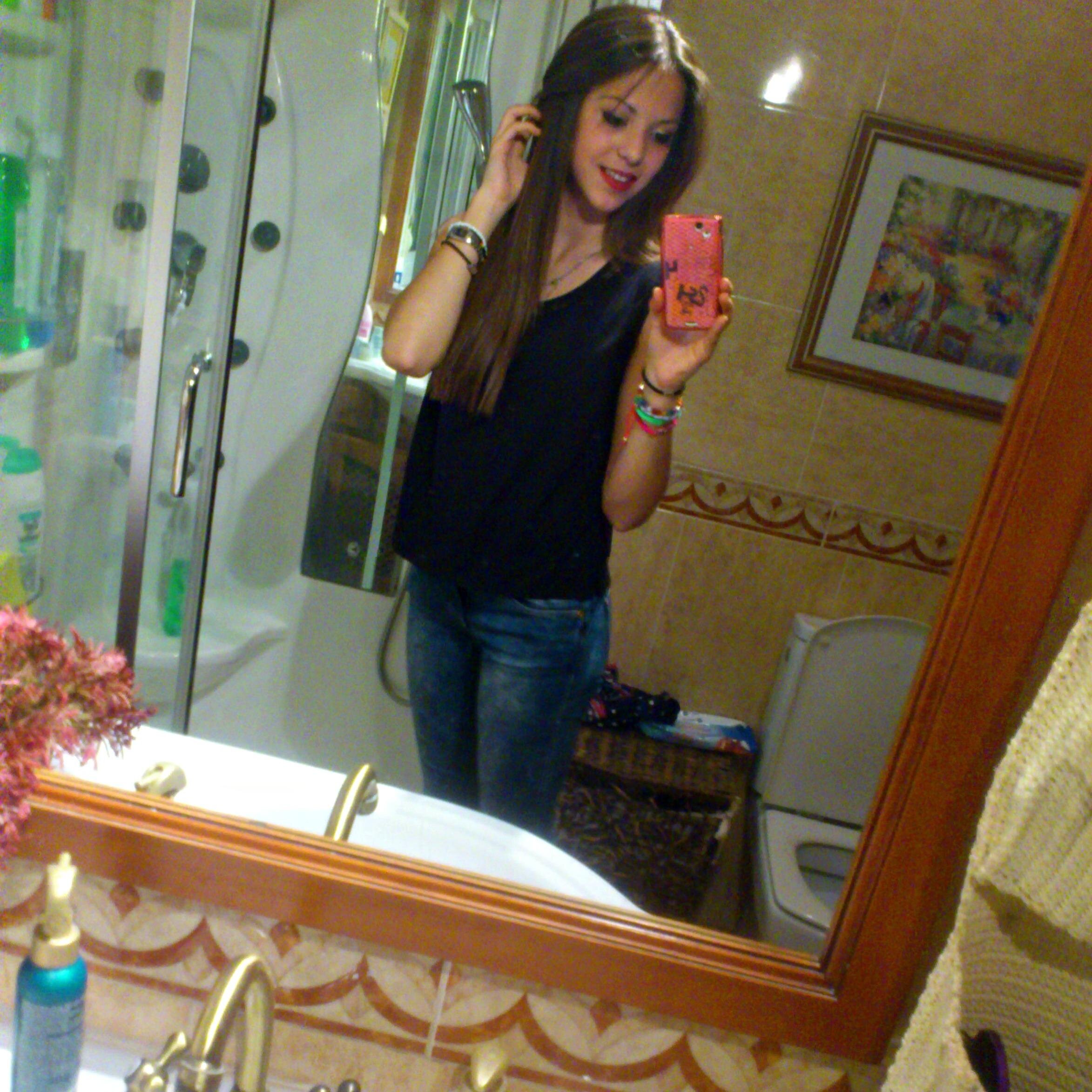 PilarGareta's profile picture. ~ Sin locura no hay felicidad ~                                  Hakuna Matata