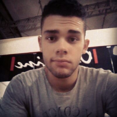 Namorando!               Whatsapp:+558498187571; Formado em Edificações - IFRN; Estudante de Ciências e Tecnologia - UFRN ; http://t.co/vJuwgD0yOM