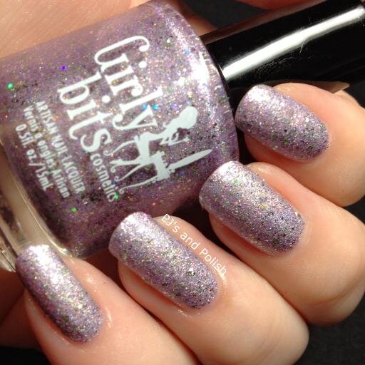Canadian Nail Polish/Beauty Blogger.  
http://t.co/7AH4qiuUEG