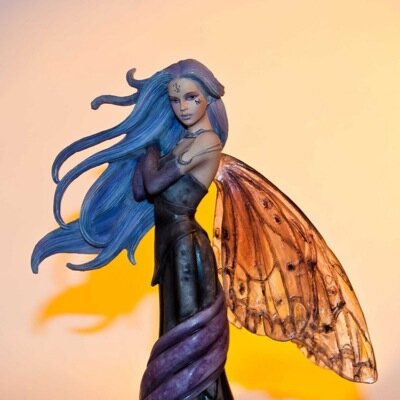 whitetigerh205's profile picture. 