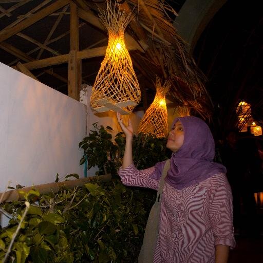 indah_the1only's profile picture. menjadi yang lebih baik bagian dari harapan hidup..
tentukan pilihan berdasarkan nilainya bukan naluri yang unlimited..