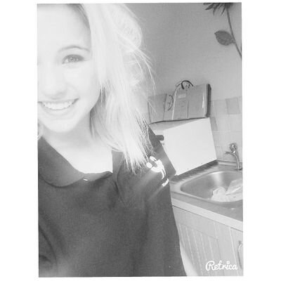 emilywhiteman10's profile picture. 