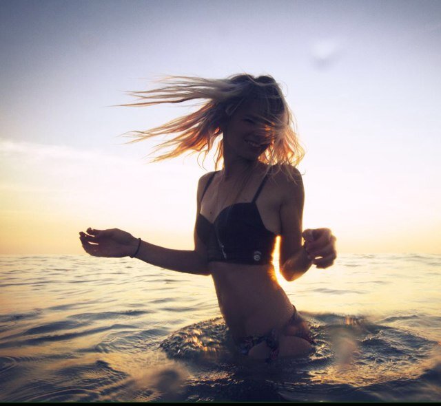 Tarryn_C's profile picture. Ocean Lover and Competitive surfer love travelling the world currently studying graphic design at Red&Yellow